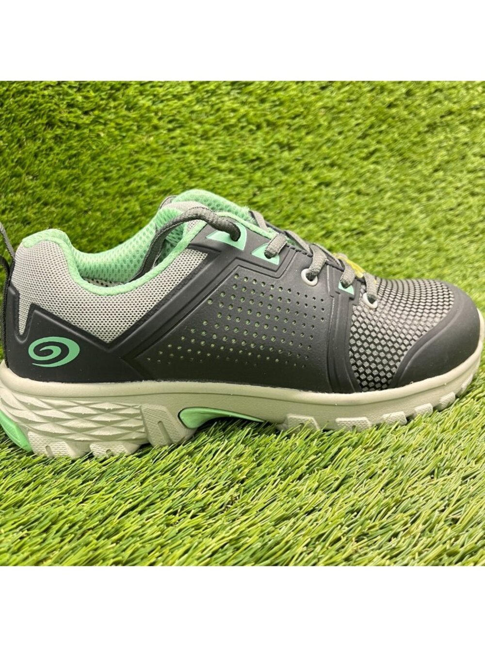 Nautilus Zephyr Womens Size 8 Black Gray Green Composite Toe Safety Work Shoes